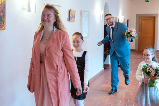 Auf dem Weg zur Trauung